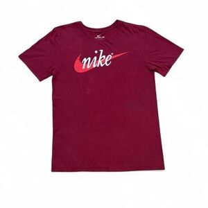 Nike Men's Burgundy Short Sleeve Tee